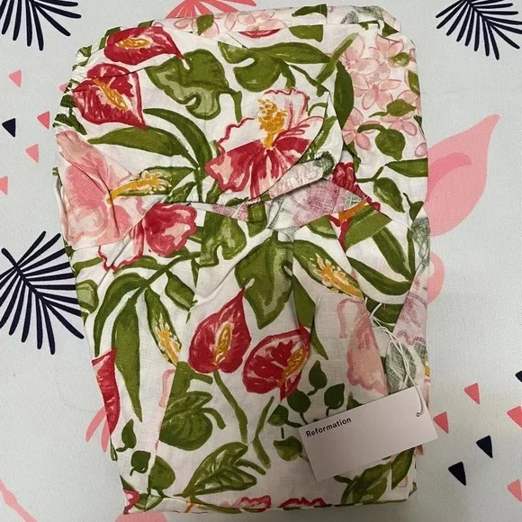 NWT Reformation Denver Linen Dress Kauai is available for purchase on au  PAY Market - Imported Goods Online Store Co.Ltd. | au PAY Market - Online  Shopping Site